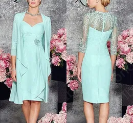 2021 Two Pieces Mother of the Bride Dresses with Jacket Chic Lace Appliqued Chiffon Short Knee Length Wedding Party Dress 3/4 Sleeves Women Plus Size Formal Gown AL9480