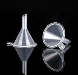 Mini Plastic Small Funnels Perfume Essential Oil Empty Bottle Liquid Filling Funnels Kitchen Bar Dining Tool DH5823