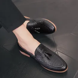 Tassels Mens Dress Shoes Leather Loafers Men Shoe Breathable Formal Wedding Herren Schuhe Italienisch