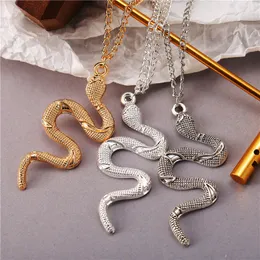 Snake Necklace New Animal Dangle Women Pendant Necklaces Minimalist Style Alloy Trendy Female Birthday Jewelry Gift Party