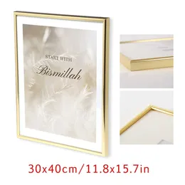 Ouro PO frame 30x40cm sem esteira ou 20x28cm com esteira de metal Poster Poster Moldura de suspensão para interior decoração home 210611