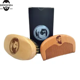 Moq 100 Enheter Custom Logo Hair Beard Mustasch Grooming Kit Brorste och Peach Wood Comb Sets med Logos Svart Presentförpackning