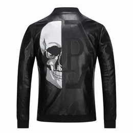 2021 Skull Rhinestones Pu Jackets Men Black High Street Stand Neck Zipper Rękot Rękaw Streetwear Motorcycle Faux Skórzane płaszcze 220212