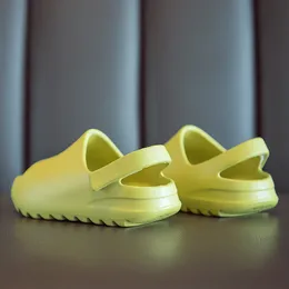 "Comodi sandali alla moda slip-on per neonati, bambini piccoli, ragazzi e adulti - Scarpe da scoglio leggere per ciabatte estive da spiaggia - Design in resina ossea"