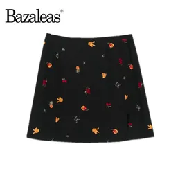 Röcke Bazaleas Streetwear Split Kurzer Minirock Harajuku Schlanke Damen A-Linie Cartoon Fruchtdruck Schwarz Damen