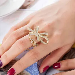 Bowknot Pierścionki Kobiety Prawdziwe 925 Sterling Silver Micro Pave CZ Ring Butterfly Kształt Dostosuj rozmiar Monako Biżuteria marki