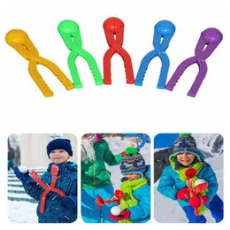 冬の雪遊び家の道具スポーツのおもちゃの雪ボールメーカーの砂型スノーボールキッズスクープ