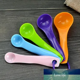 1 pz/set misurini in plastica colorati adorabili misura cucchiaio utensile da cucina cucchiai per bambini set di strumenti per la cottura del tè del caffè