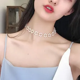 Chokers koreańskie proste kobiety perłowe naszyjniki na obojczyk naturalny słodkowodny naszyjnik okrągła klamra wykwintne perły Jewelr