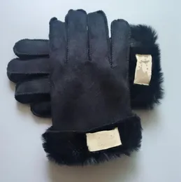 Design Women's Gloves for Winter and Autumn Cashmere Mittens Gloves with Lovely Fur Ball Outdoor sport warm Winter Gloves 556