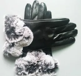 European and American designer brand windproof leather gloves lady touch screen 227 rabbit fur mouth winter heat preservation wind style out