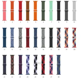 Flätad Solo Loop för Apple Watch Band 44mm 40mm 38mm 42mm 40 44 mm Tyg Nylon Elastiskt Armband för Iwatch Series 3 4 5 SE 6 band