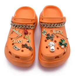 Nowy Design Custom Jewel and High Quality Alloy Metal Projektant Charms Do Clog Sandal Shoe Decoration Girls Shoes Charms