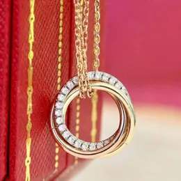 2021 Collana con ciondolo di forma rotonda di alta qualità con diamante in tre colori placcato per regalo di gioielli da sposa da donna con timbro PS3278A