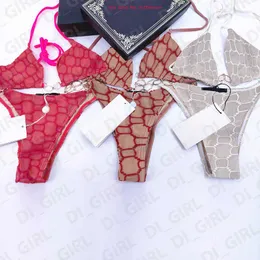 Conjunto de maiôs de biquíni feminino para banho de praia Conjunto de duas peças Biquíni para mulheres jovens Roupa de banho clássica feminina