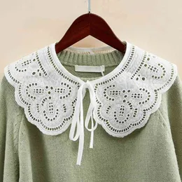 Womens Hollow Out Dragonfly White False Fake Collar Lolita Jacquard Floral Lace Big Shawl Necklace Short Poncho Capelet