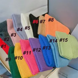 Neu Männer Frauen Markendesigner Dicke warme Wintermützen Hut Dreieck Logo 15 Farben gestrickte winddichte Kappen Sretch Soft Ski Sportkappe X0901C DHL Waren