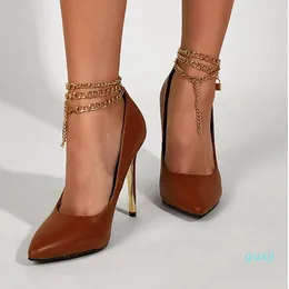 Kl￤nningskor Autumn Sexig spetsig t￥ kvinna pumpar Vogue Metal Chain Design Ankle Buckle Strap High Heels Women