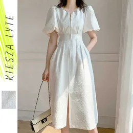 Francuski rękaw Sukienka Sukienka Lato Vintage Embossed High Paist Zipper Midi White Dresses Party Evening Outfit Runway 210608