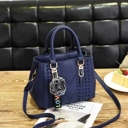 HBP Non-Brand Korean fashionable embroidery line style atmospheric one shoulder portable slant across autumn and winter lady's bag