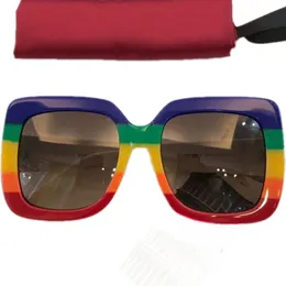 NEWARRIVAL G0083S SQUARE BIGRIM Solglasögon Rainbow Patchwork Plank Gradient Sun Glasses UV400 för kvinnor 55-24-140 Mode kvinnliga skyddsglasögon med fullt sätt