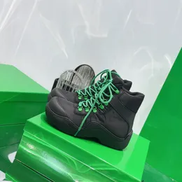 패션 여성 Rainboots 가을과 겨울 하이킹 부츠 2021 디자이너 신발 높은 상위 스니커즈 나일론 방수 천 크기 35-40 XX-0403