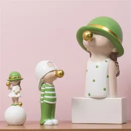 ARTLOVIN Nordic Style Character Figurines Kids Model Blowing Bubble Gum Statue For Living Room Decoration Modern Home 211108