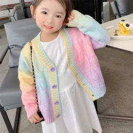 Regnbåge stickade cardigan tjejer höst vinter söt kawaii tröja kappa barn flicka lång koreansk knapp ner fall 211201