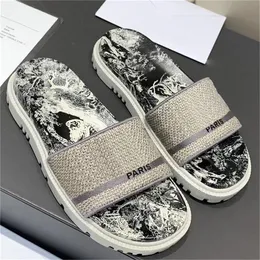 Luxury Designer Women Sandals High Slippers Slide Classic Rubber Embroidery Stripes Printed Flip Flops Beach Slipper Boots Size 356638135