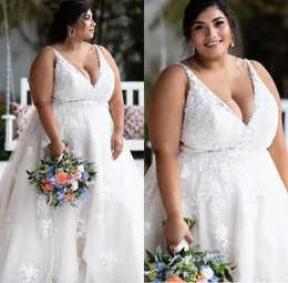 Paese Nuovo stile di arrivo Plus Size Abiti a linea Scollo a V Backless Applique in pizzo Lunghezza pavimento Abito da sposa Abiti da sposa Abiti pplique