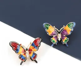 Färgglada Butterfly Broscher Rhinestone Vintage Pins Delikat Broscher För Kvinnor Bridal Gift Elegant Pin Smycken Tillbehör