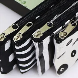 Simplicity Black And White Wave Pencils bags Originality Stripe Zipper Pencil Case Oxford Student Stationery Pen Bag 1 2dm T2