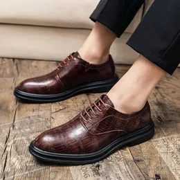 2022 Luxury Men wedding shoes Dress Male Flats Loafers Designer Crocodile pattern Newest Gentlemen Casual Business Leather Formal Footwear