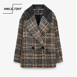 HWLZLTZHT Autumn Winter Woolen Coat Spliced Turn Down Collar Plaid Wool Overcoat Double Breasted Loose Plus Size Outwear Pockets 210930