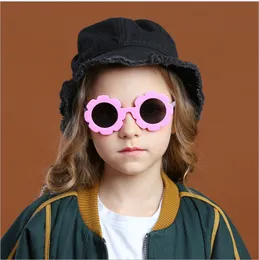 Fast ship children's Japanese and Korean flower modeling sunglasses soft plastic material cartoon polarized sunglasses 8266