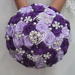 Свадебные цветы фиолетовые сиреневые атласные ленты свадебные букеты алмазные жемчужины искусственные цветочные стразы quinceanera w1255