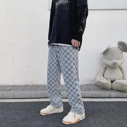 Mäns jeans unga män studenter sommar denim jacquard plaid print stilig lös avslappnad raka byxor