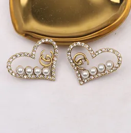 Simple Women Fashion Brand Designer Stud Inlay Crystal Rhinestone Metal Heart Shaped 18K Gold Plated Pearl G Letter Earrings for Girls Jewelry Christmas Gifts