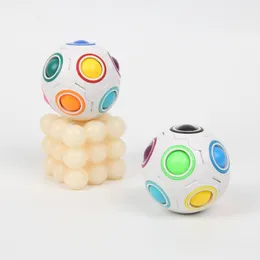 Party Favor Fidget Leksaker Stress Reliever Rainbow Magic Ball Plast Pussel Juguetes Krama Toy för barn Zabawki AntysResowe