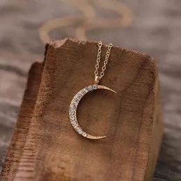 2020 Golden Star Pendant Halsband Mode Kvinnors Moon Sun Halsband Smycken Ladies Enkel Pentagram Gift G1206