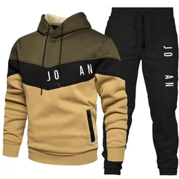 남자 디자이너 옷 2021 남성 트랙 슈트 여성 재킷 까마귀 또는 바지 남자의 의류 스포츠 후드 땀 셔츠 커플 캐주얼 스포츠웨어
