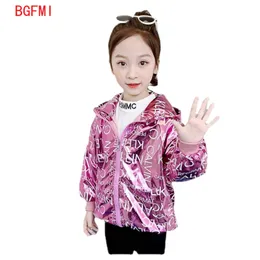 Meninas Letra Brilhante Casaco Primavera Coreano Moda Crianças Jaqueta Com Capuz e Outono Jovem Windbreaker Girl Top 211011