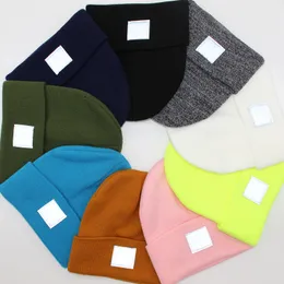 Outdoor Ski Hat Men Designers Beanie Hats Solid Color Unisex Autumn Women Reflective Knitted Beanies Cap