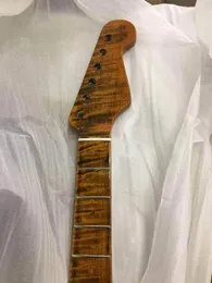Um pedaço de chama assada canadense bordo de guitarra elétrica 21 trastes braços de bordo Gloss St Style Parte Substituição de 25,5 polegadas Comprimento