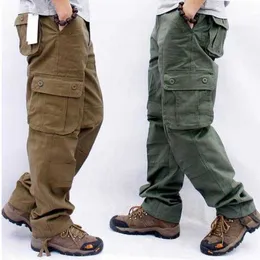 メンズカーゴパンツカジュアルなマルチポケットミリタル戦術パンツ男性のゆるいストレートスラックロングズボンプラスサイズ29-44 210707