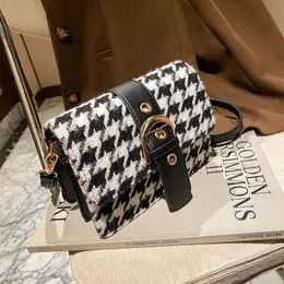 Torby na ramię Lady Retro Houndstooth jesień i zima wełniana tkanina Crossbody torba dla kobiet elegancki mały kwadratowy worek bolsas feminina