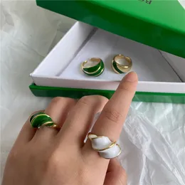 Oljemålning emalj spiral retro ring ins temperament franska oregelbundet mönster vilda fashionabla smycken tillbehör