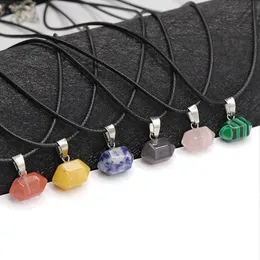 Mini Hexagonal Prism Healing Crystal Energy Stone Quartz Pendant Halsband Mode Kvinnor Män Smycken Partihandel