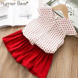 Humor Bear Girl Ubrania Garnitur Lato Brand New Fashion Little Little Light Lapel T-shirt + plisowana spódnica 2 sztuk Zestaw Baby Girls Odzież X0902