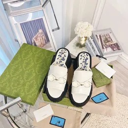Mode chunky valp kattunge häl sandal designer redskap bot sandaler slipper äkta läder print slingback stilig plattform sommar